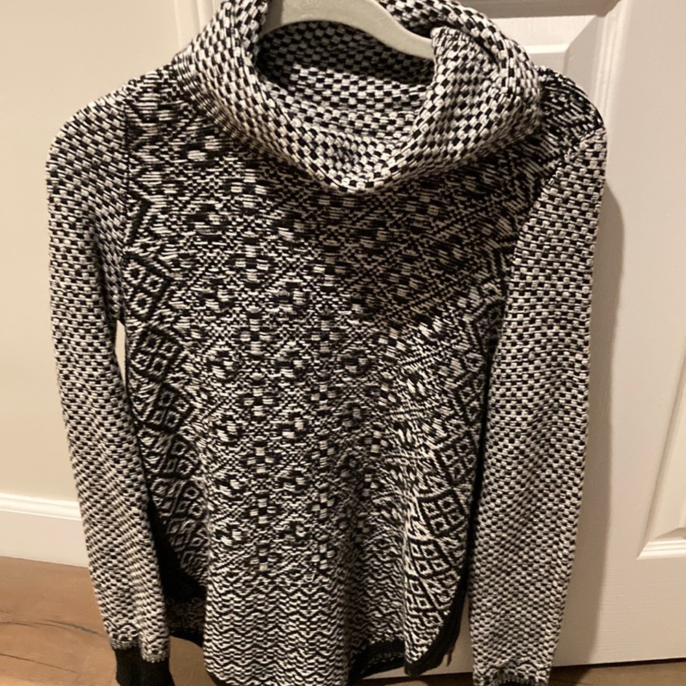 Lucky Brand Sweater